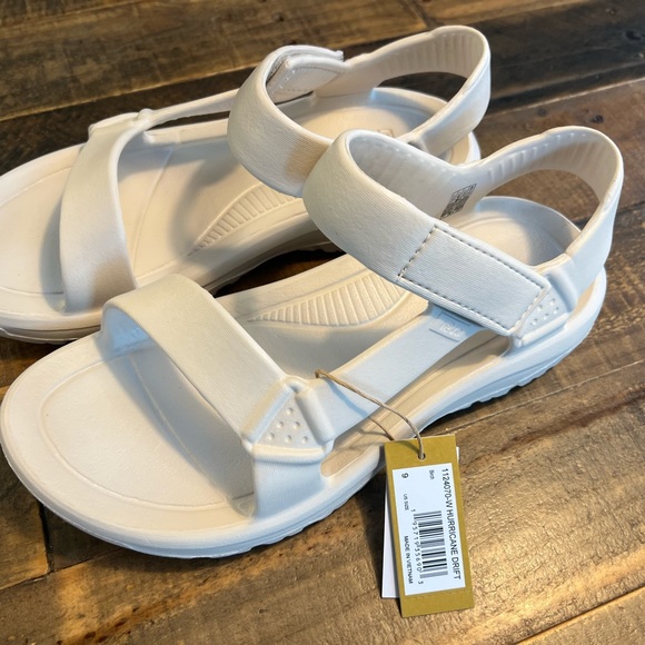 Teva Hurricane Drift waterproof Sandals Birch new - Picture 2 of 15